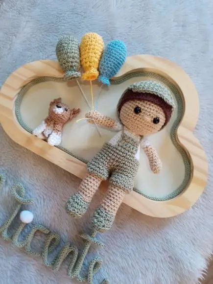 Porta Maternidade Nuvem Pinus - Menino + Cachorrinho
