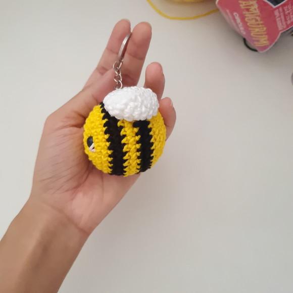 Chaveiro Abelha Amigurumi