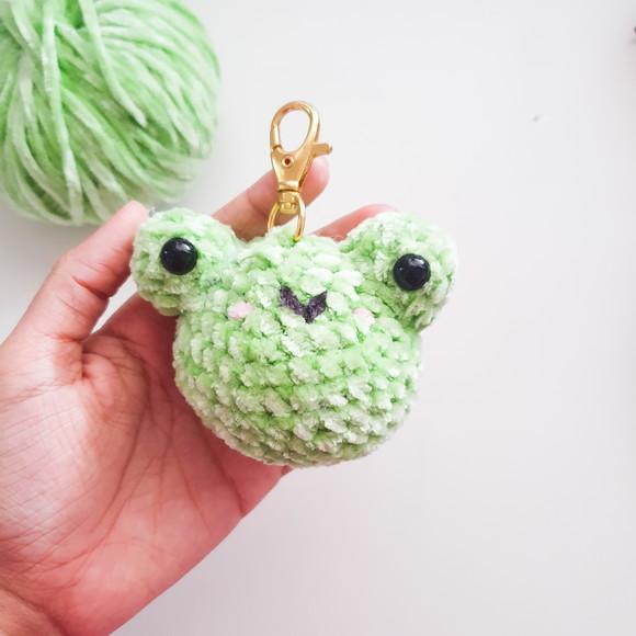 Chaveiro Amigurumi Sapinho
