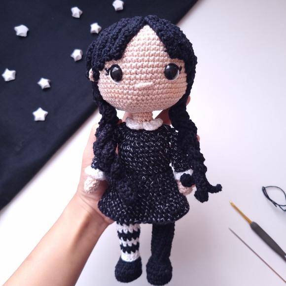 Wandinha Amigurumi