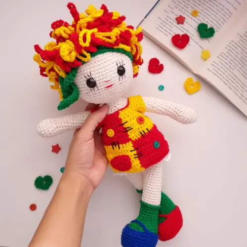 Boneca Emília Amigurumi