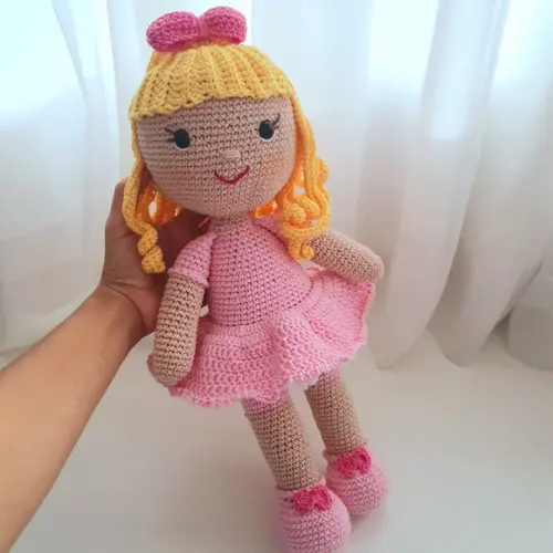 Boneca Amigurumi Mel