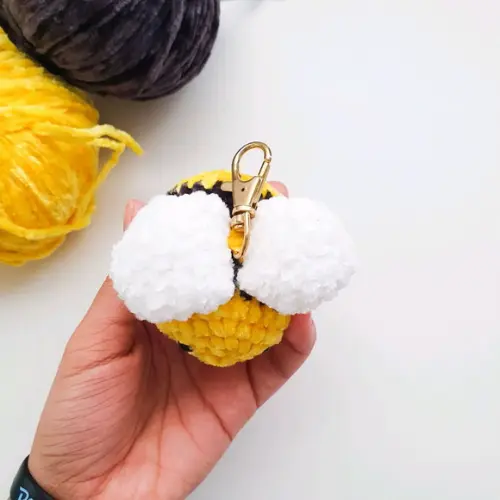 Chaveiro Abelha Amigurumi