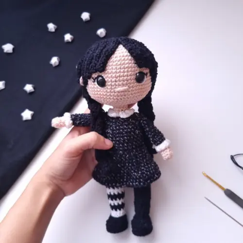 Wandinha Amigurumi