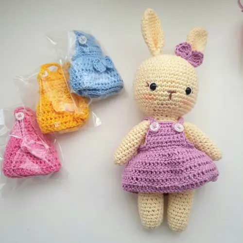 Vestido Amigurumi para Coelhinha