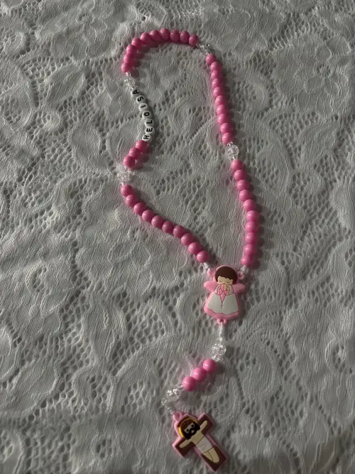 Terço rosa infantil personalizado