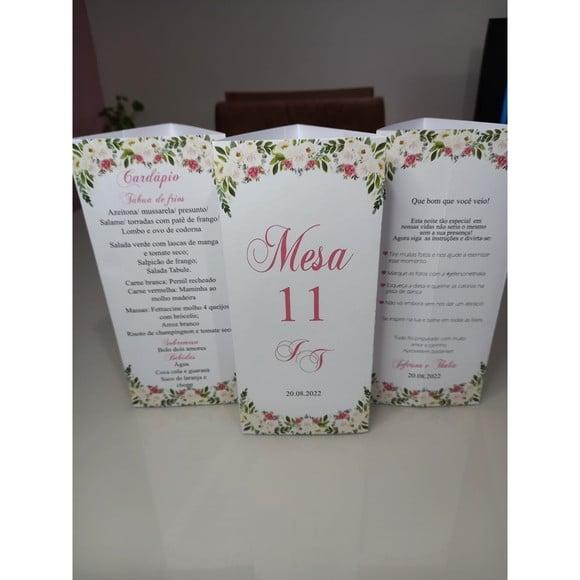 Menu de Mesa Triangular Casamento