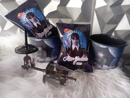 Kit Cinema Wandinha