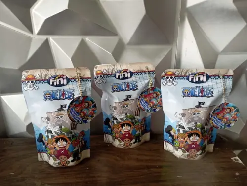 Saquinho Zip Lock com Balas Fini One Piece