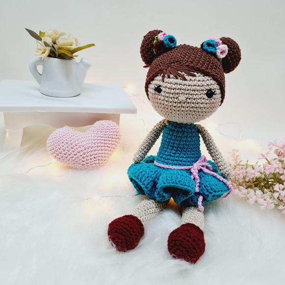 Boneca Cloé Amigurumi