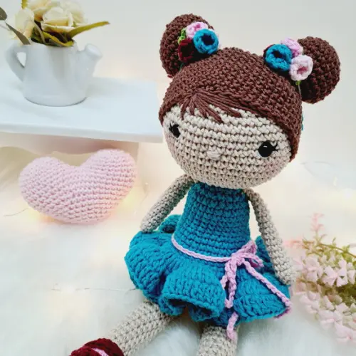 Boneca Cloé Amigurumi