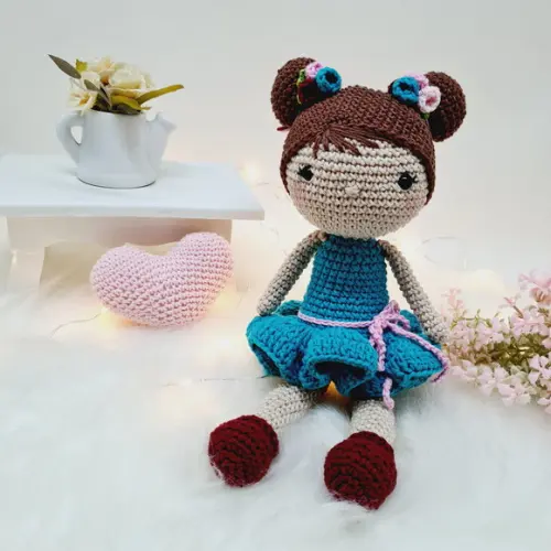 Boneca Cloé Amigurumi