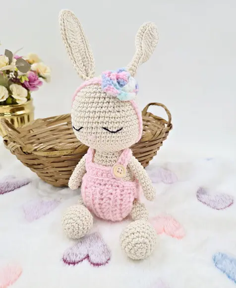 Coelhinha Amigurumi