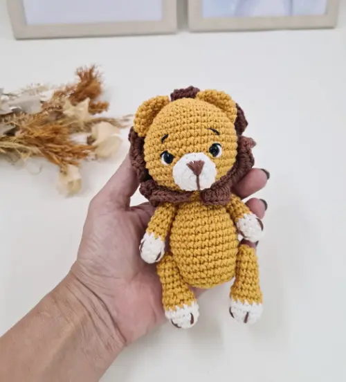 Leaozinho Amigurumi