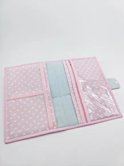 Kit Trocador e Porta Caderneta de Vacinas