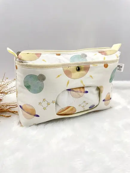 Necessaire Porta Fraldas e Lenço Umedecido
