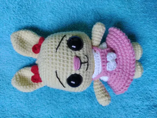 Coelhinha Lola de Crochê Amigurumi - Feita à Mão