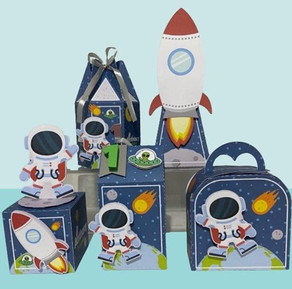 Astronauta Luxo Arquivo de Corte Studio