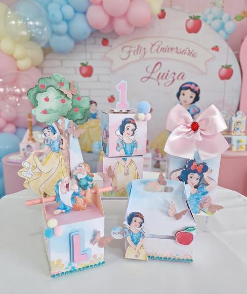 Branca de Neve Aquarelada Arquivos de Corte Studio