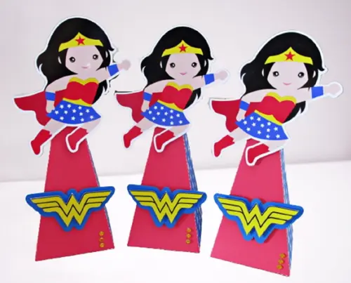 Arquivo **** Silhouette Caixas Mulher Maravilha
