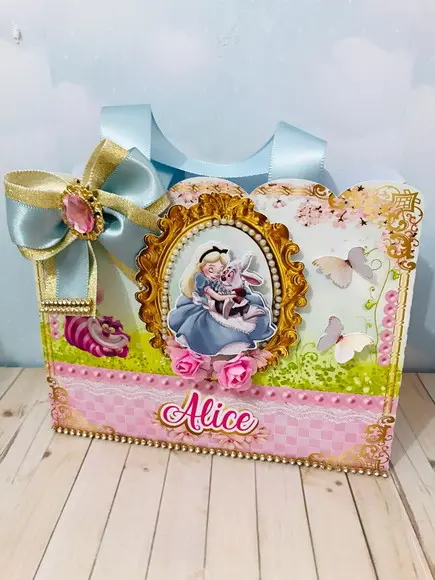Arquivo Caixa Silhouette Alice Superluxo