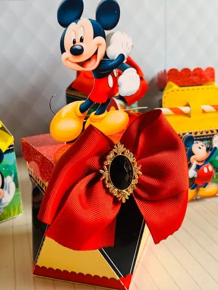 Arquivo Caixa Silhouette Mickey Luxo