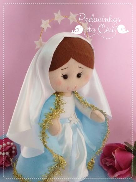 Boneca Nossa Senhora das Graças