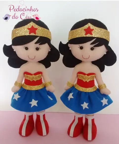 Boneca mulher maravilha