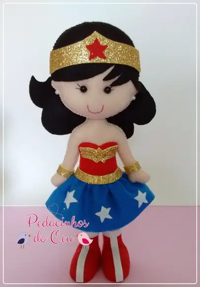 Boneca mulher maravilha