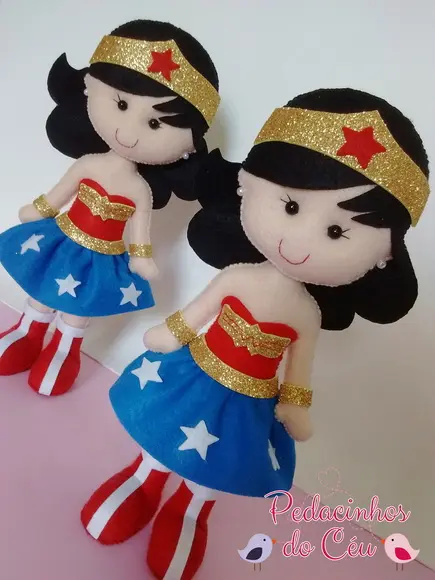 Boneca mulher maravilha