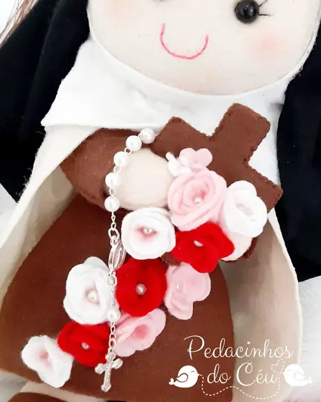 Boneca Santa Teresinha