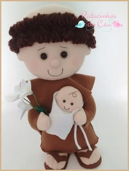 Boneco Santo Antônio Feltro