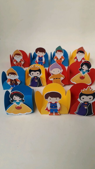 Forminhas Docinhos Branca de Neve