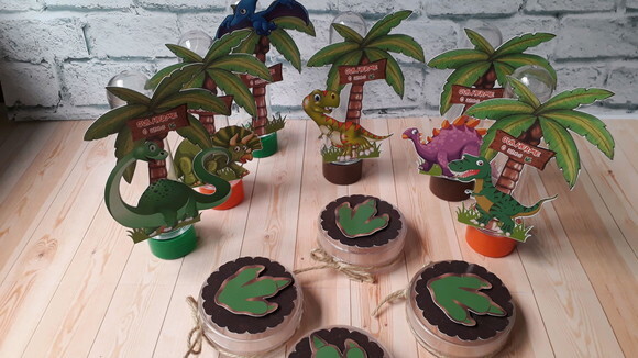 Kit Tubete e latinha dinossauro