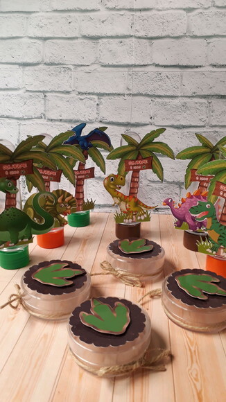Kit Tubete e latinha dinossauro