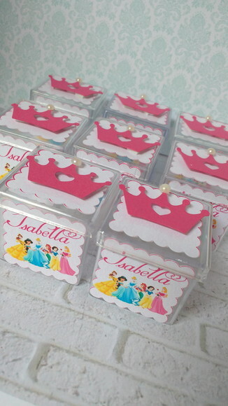 Pulseira Princesas + caixinha decorada