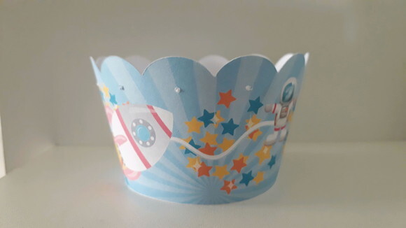 Saia para cupcake astronauta