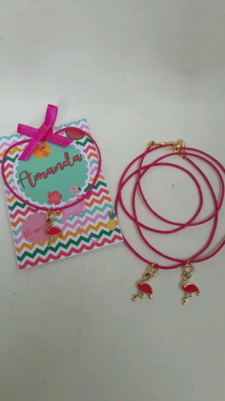 4 Colares Lembrancinha Flamingo