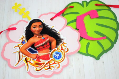 Kit 6 Bandeirolas + 2 Laterais Moana Varal Nome