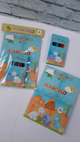 Livrinho de Colorir + Giz de Cera Dinossauro