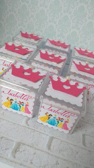 Pulseira Princesas + caixinha decorada