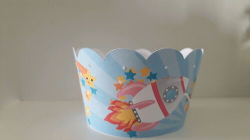 Saia para cupcake astronauta