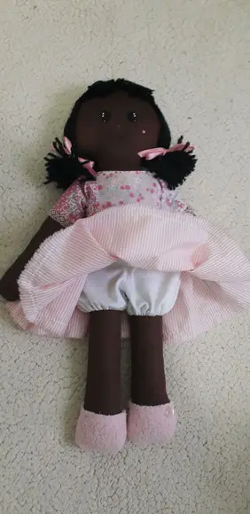 Boneca de pano Negra
