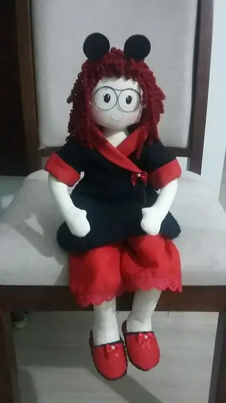 Boneca porta papel higiênico
