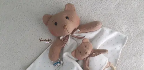 Naninha e chocalho Urso