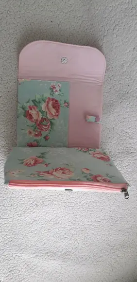 Necessaire porta estetoscópio e aparelho de medir pressão