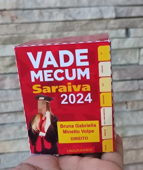 Caixa Kit Ressaca Formatura Vade Mecum c/ Foto