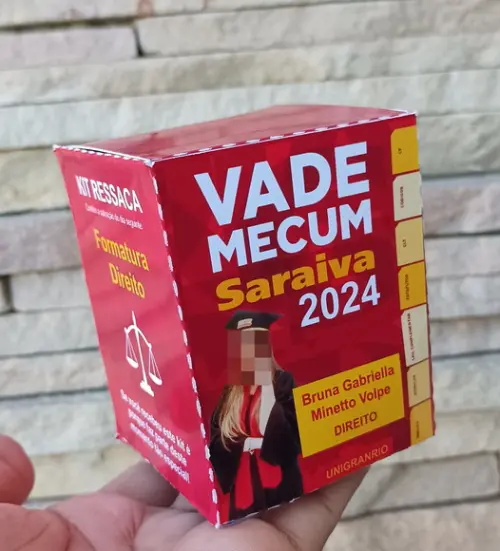 Caixa Kit Ressaca Formatura Vade Mecum c/ Foto