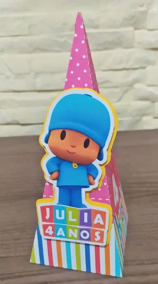 Caixa Pirâmide 3d Pocoyo Rosa