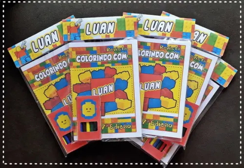 Kit de Colorir: Livrinho + Giz de Cera